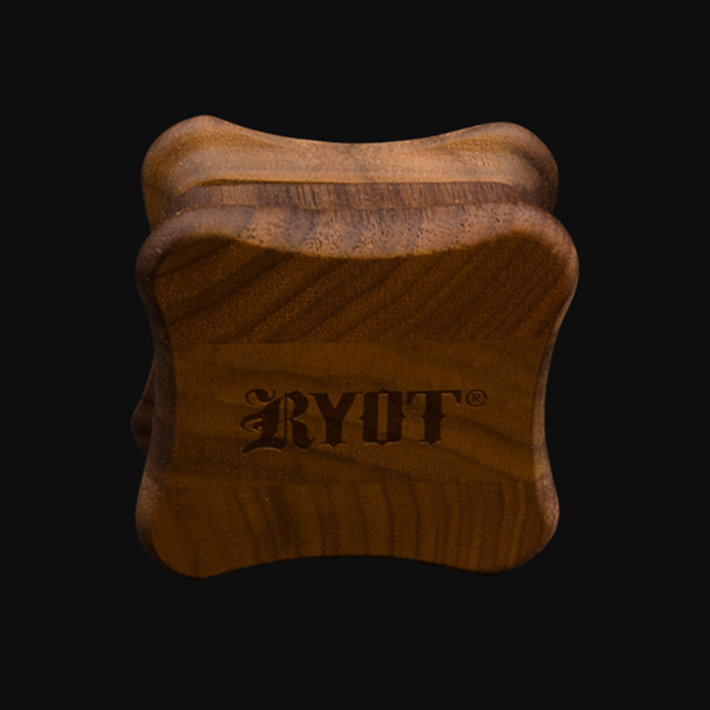 RYOT 1905 FLY Wooden Grinder